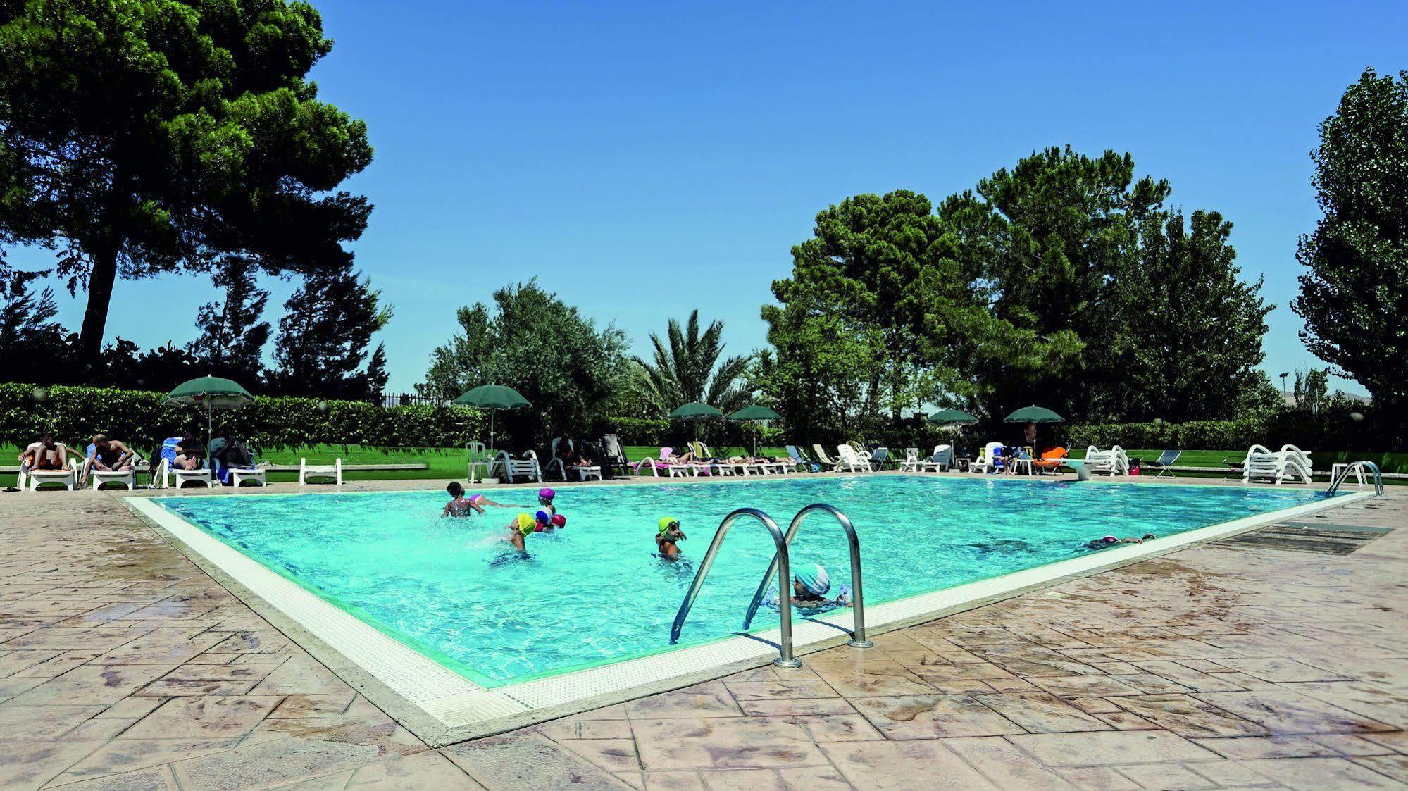 Agriturismo Tenute Pollara Roccamena Zewnętrze zdjęcie