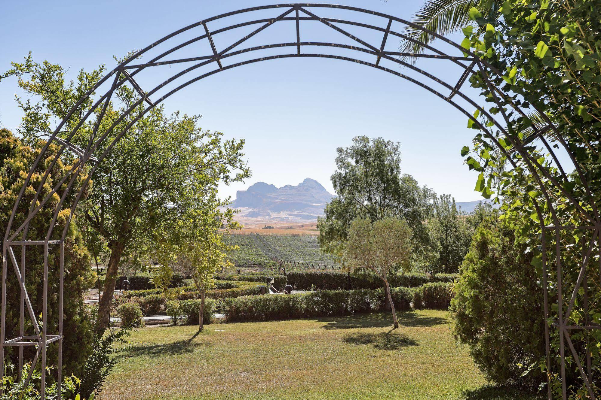 Agriturismo Tenute Pollara Roccamena Zewnętrze zdjęcie